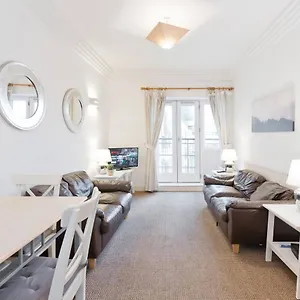 Immaculate 1-bed In 1 Apartment